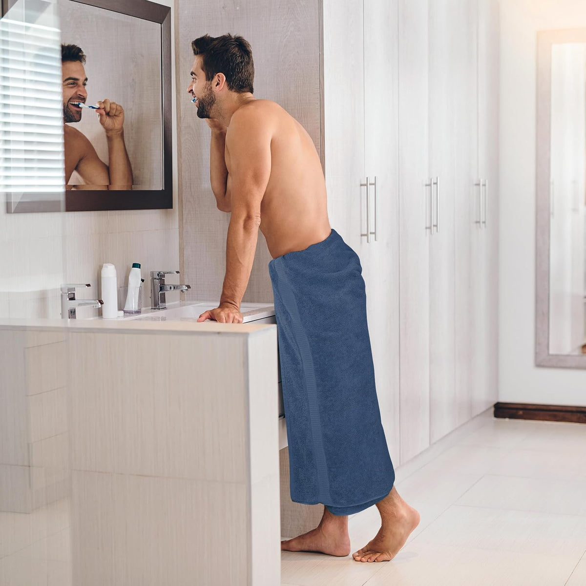 Utopia Towels Jumbo Bath Sheets, 2 Pack, 35x70 in, 600 GSM Cotton, Navy