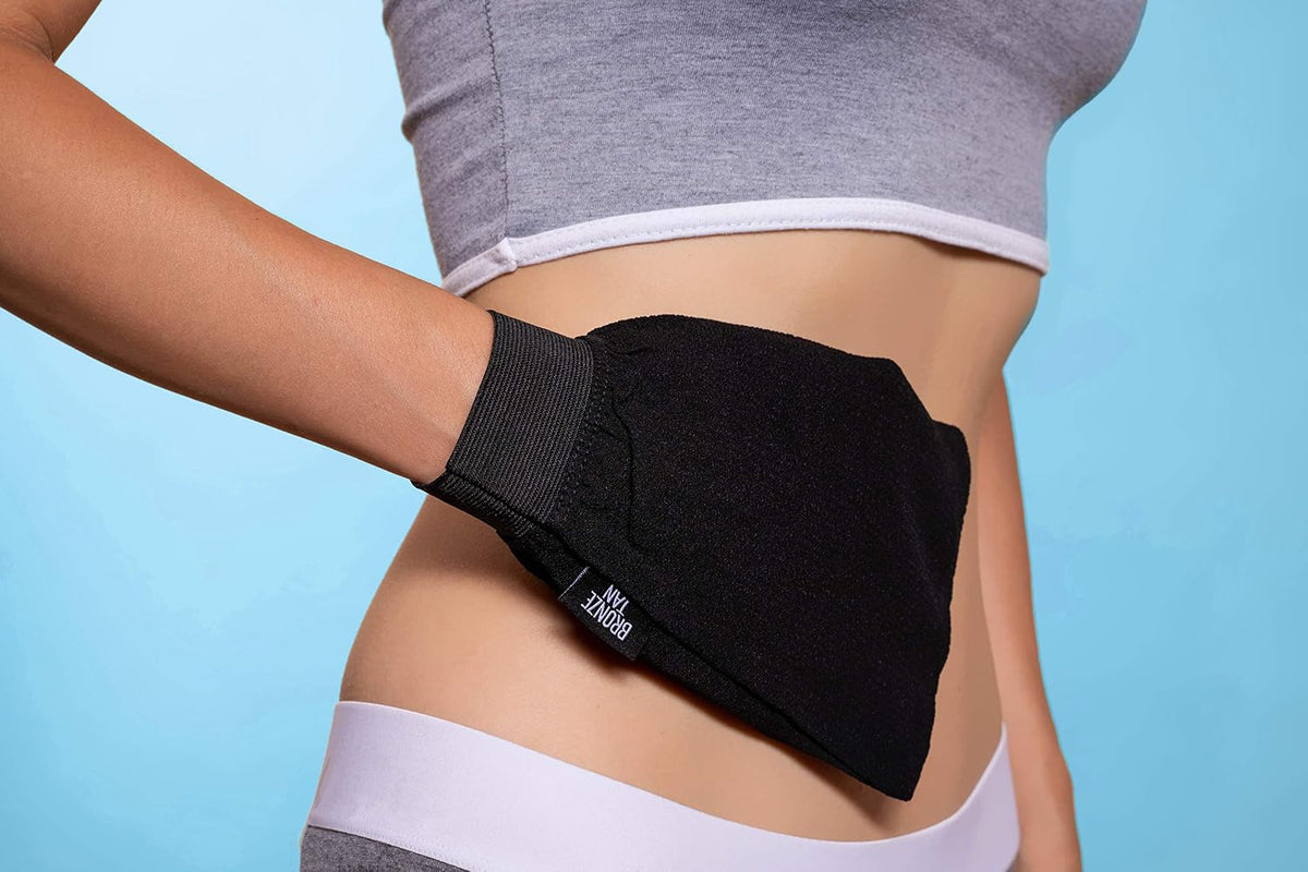 Bronze Tan Self Tanner Kit: Mitt, Exfoliating Mitt, Brush, Back Applicator