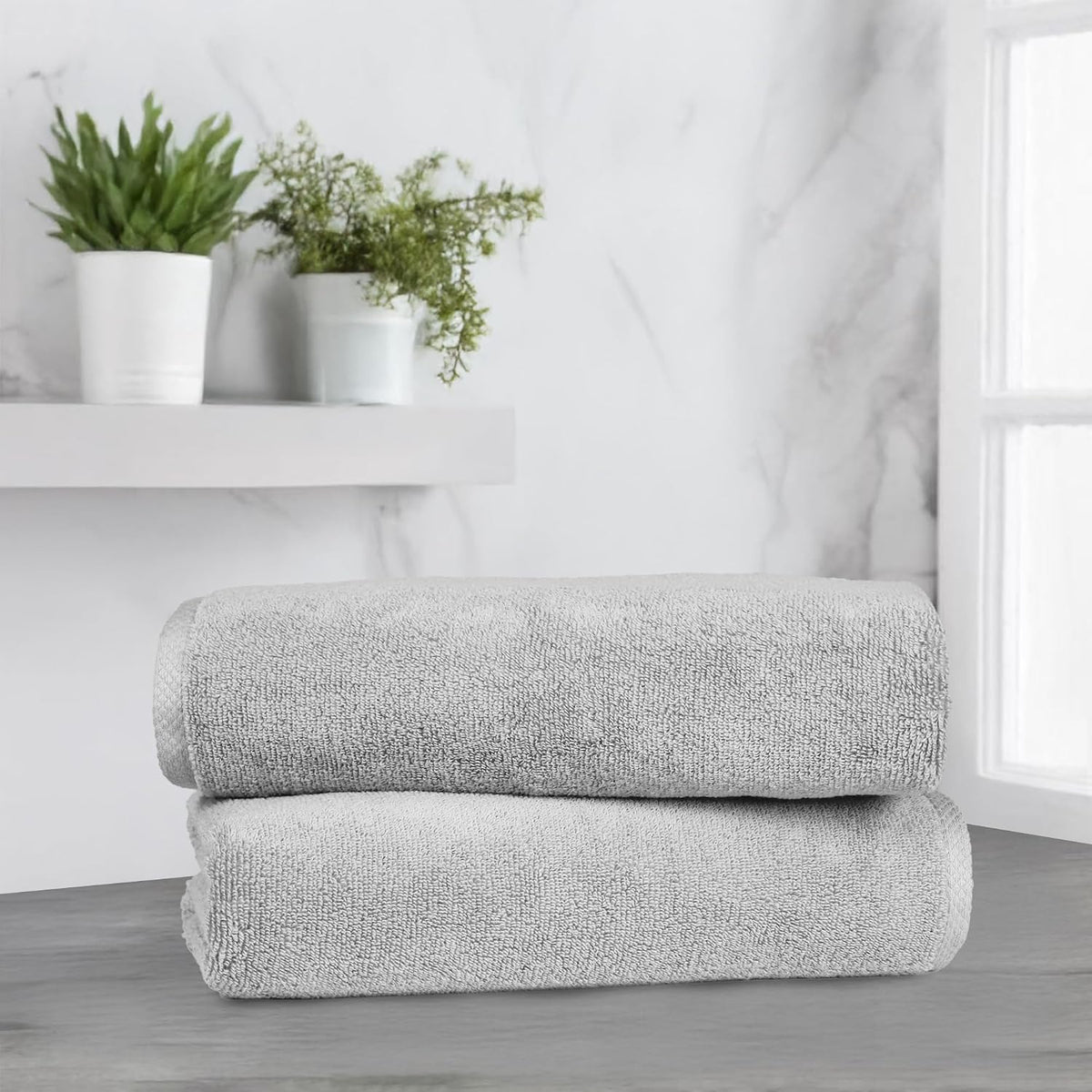 Amazon Basics 2 Piece Quick-Dry Oversize Bath Towel, 100% Cotton, 54" x 30", Platinum